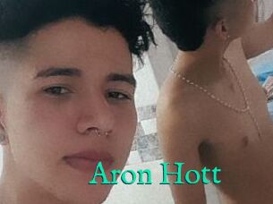 Aron_Hott