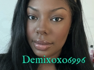 Demixoxo6996
