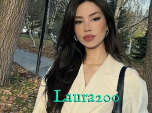 Laura200