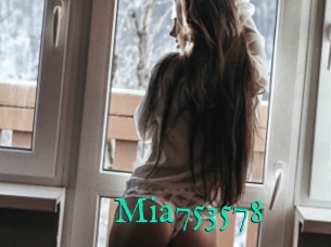 Mia753578