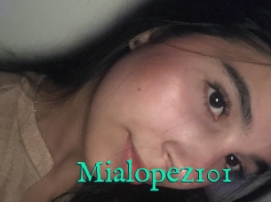 Mialopez101