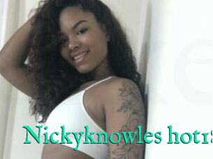 Nickyknowles_hot18